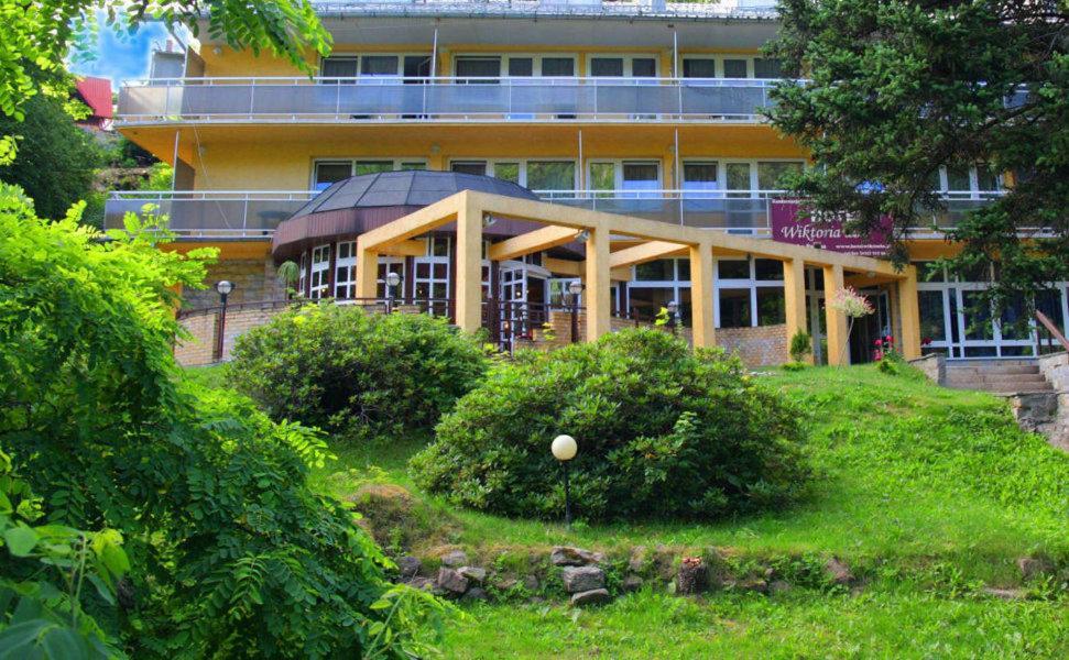 Hotel Wiktoria Шклярска Поремба Екстериор снимка